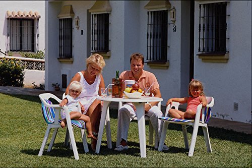 635047 Family At Mijas Costa Málaga Provincia de España A4 - Póster impreso de 25,4 x 20,3 cm