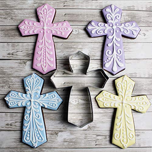 Ann Clark Cookie Cutters Juego de 3 cortadores de galletas cruz con libro de recetas, cruz cristiana, cruz extragrande y cruz elegante - Acero fabricado en EE. UU.