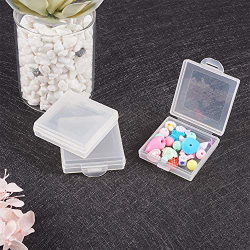 BENECREAT 8 Pack Caja Cuadrada de Plástico Transparente con Tapa de Bisagras 5x5x1.5cm Contenedor de Abalorios de Plástico para Artículos, Pastillas, Hierbas, Cuentas Pequeñas