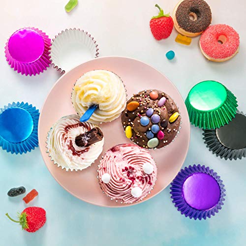 BETOY 400 pcs Papel para Cupcakes ,moldes Papel para Mini Magdalenas,Capsulas Cupcakes - Envolturas De Magdalena - Papel Molde Muffin Cases - Diseños Variados - Ideal para Fiestas De Navidad