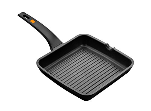 BRA Efficient - Grill Asador con Rayas, Aluminio Fundido con Antiadherente Platinum Plus, Apto para Todo Tipo de Cocinas Incluido Inducción, Libre de PFOA, Negro, 28 x 28 cm