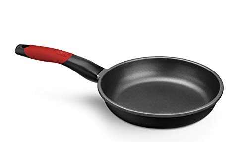 Bra Premiere - Lote de sartenes 20 y 24 cm de aluminio fundido con antiadherente, apta para todo tipo de cocinas incluso inducción, incluye un salvamanteles Bra Safe rojo