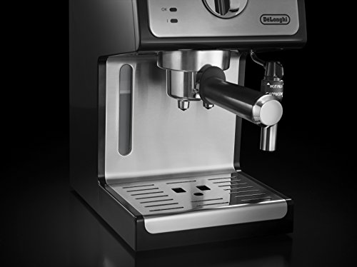 De'longhi - Cafetera de Bomba Tradicional para Espresso y Cappuccino, Admite Café Molido y Monodosis, 2 Tazas Simultáneamente, Depósito de Agua de 1.1 l, 1100 W, ECP 35.31, Negro y Plata