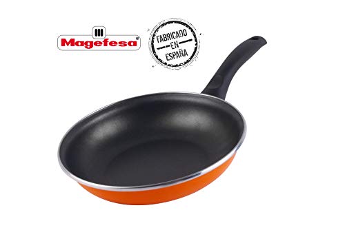 Desconocido Magefesa Valencia Sartén 28 cm de Acero esmaltado, Antiadherente bicapa Reforzado, Color Naranja Exterior. Apto para Todo Tipo de cocinas, incluida inducción, Centimeters