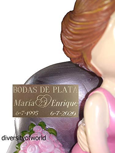 diversityofworld Figura Bodas de Plata con Placa GRABADA con el Texto Que Indiques y Dibujo Corazón (Opcional)