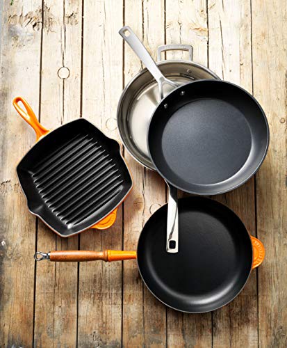 Le Creuset Sartén alta de hierro fundido, Redonda, diametro 28 cm, Apto para todas las fuentes de calor, incluye inducción, Negro mate