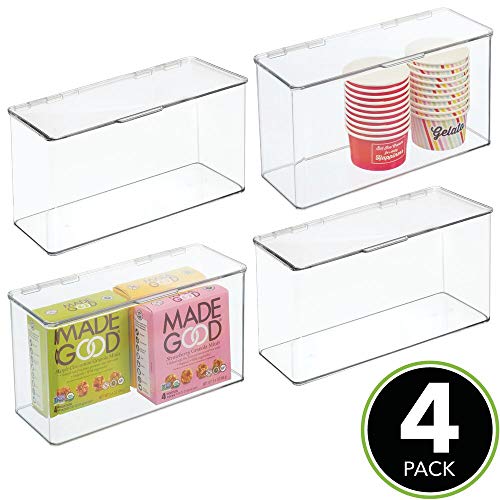 mDesign Cajas de plástico sin BPA con tapa – Caja de almacenaje para cocina, despensa o frigorífico – Organizador de nevera apilable para pasta, fruta, etc. – Juego de 4 – transparente