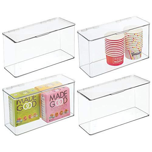 mDesign Cajas de plástico sin BPA con tapa – Caja de almacenaje para cocina, despensa o frigorífico – Organizador de nevera apilable para pasta, fruta, etc. – Juego de 4 – transparente