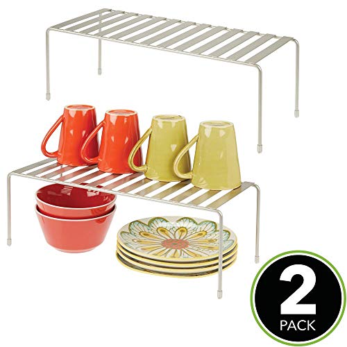 mDesign Juego de 2 estantes de cocina – Soportes para platos independientes de metal – Organizadores de armarios extragrandes para tazas, platos, alimentos, etc. – plateado mate