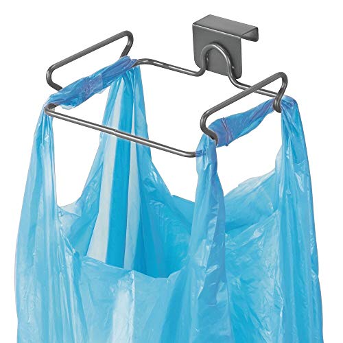 mDesign Soporte para Bolsa de Basura – Colgador de Puerta metálico para Bolsas de residuos y Otras Bolsas – Cuelgabolsas fácil de Colocar sobre Las Puertas de los Muebles de Cocina – Gris Oscuro