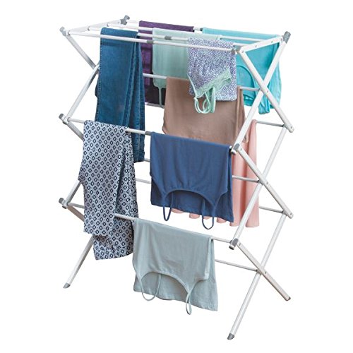 mDesign Tendedero extensible – Colgador de ropa con tres alturas – Tendedero plegable para la lavandería y para salas pequeñas – De metal resistente con barras de plástico – Blanco