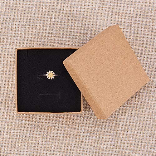 NBEADS Caja de Papel, 12 Paquetes de 7X7X3.5 cm Caja Cuadrada de Cartón con Bronceado con Esponja para El Anillo de Pendiente Joyería Manualidades Embalaje