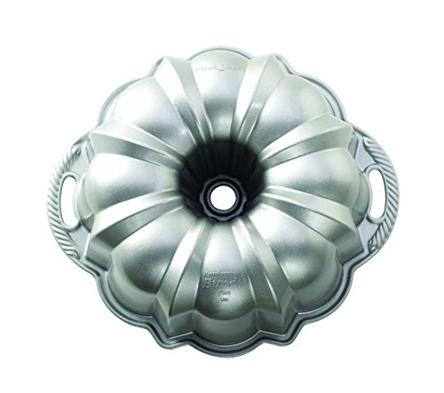 Nordicware 50037 - Molde para repostería, diseño Jubiläums-Bundt, color plateado