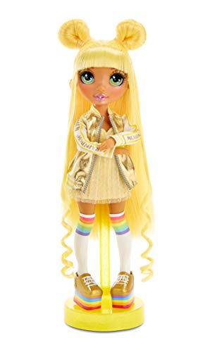 Rainbow High Muñecas de Moda Coleccionables - Ropa de Diseñador, Accesorios y Soporte - Sunny Madison - Rainbow High Series