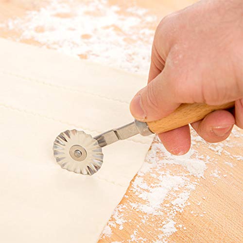 Ravioli - Juego de moldes para hacer ravioli (mango de madera y bordes estriados), 3 Setzen und schneiden