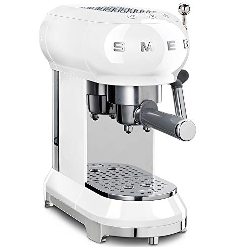 Smeg ECF01BLUK - Máquina de café espresso con bomba tradicional, sistema de capuchino ajustable blanco