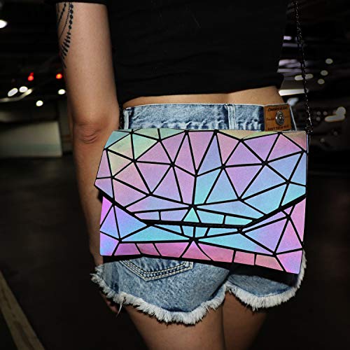 Tikea Bolsa Geométrica Luminosa Holográfica para Mujer, Bolso Busta con Correa de Cadena de Moda en Cuero Sintético, Clutch Efecto Reflectante