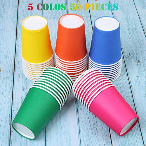 Tupa - Juego de 150 piezas de papel de colores para fiestas, 50 servilletas, 50 pajitas de papel y 50 vasos para cumpleaños, baby shower, boda Color a