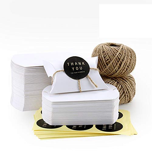 VEESUN Cajas de regalo pequeñas,120 pcs Cajas de Almohadas Marrones Favor de la boda Caja de Dulces de papel Kraft Bolsas de Regalo con Cuerda de Yute, para Cumpleaños Fiesta de Navidad, 6x9cm Blanco