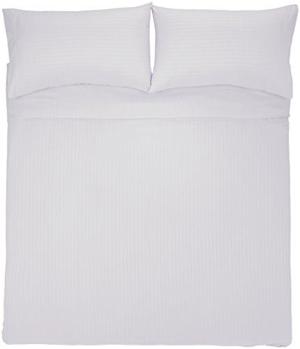 AmazonBasics - Juego de ropa de cama con funda nórdica de microfibra y 2 fundas de almohada - 260 x 220 cm, blanco brillante