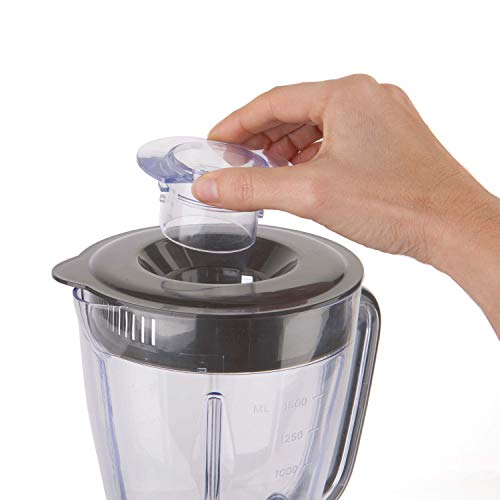 Black + Decker – BXJB500E Batidora de vaso de 500W. 2 velocidades. Función Pulse. Jarra de plástico 1,5L. Cuchillas de 4 filos de acero inoxidable. Desmontable y fácil de limpiar. Blanco y gris.