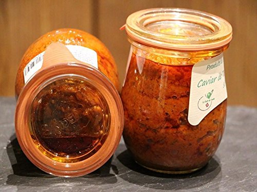 Caviar de tomates secos al albahaca.