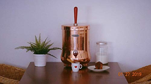 COSBIBCN CHOCOLATERA. para Mantener Caliente y Servir Leche, Agua, té, Chocolate, Vino,Caldo.Gran diseño, para Locales con Encanto. 1000W, 230VAC, Color Cobre, Capacidad 6L.