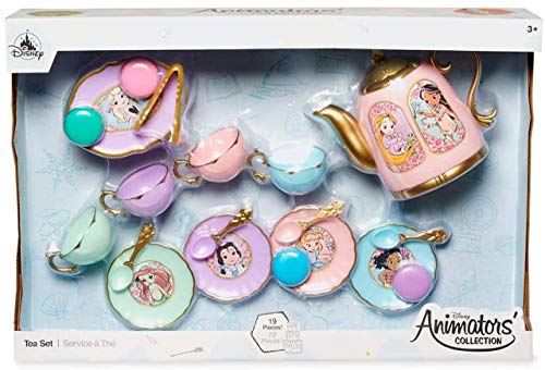 Disney Set de Juego Hora del Té Colección Animators Store - Conjunto de 19 Piezas – Fingir Jugar – (Ariel, Bella, Aurora, Cenicienta, Vaiana y Muchas más)