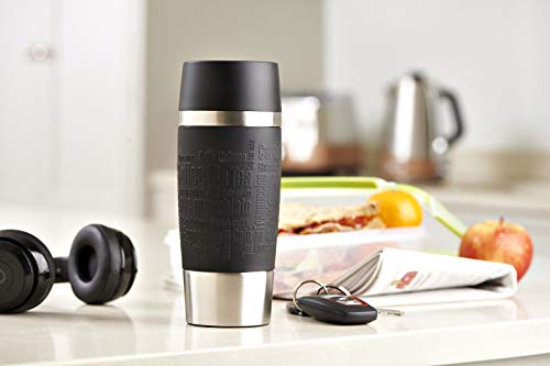 Emsa Travel Mug Taza térmica, Mantiene Calor 4 h y frío 8 h, Acero Inoxidable con Base Antideslizante y Zona de Agarre de Silicona con Letras grabadas, Negro, 8.1 x 8.1 x 20.1 cm