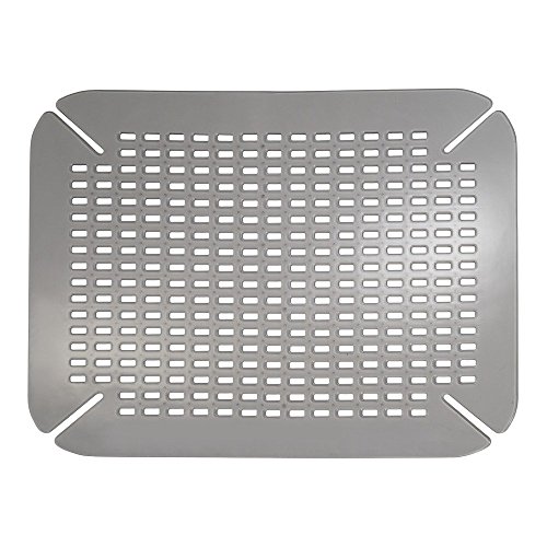 iDesign Alfombrilla escurreplatos, protector de fregadero pequeño de plástico PVC para fregaderos de cocina, rejilla escurreplatos con orificios de drenaje, gris claro