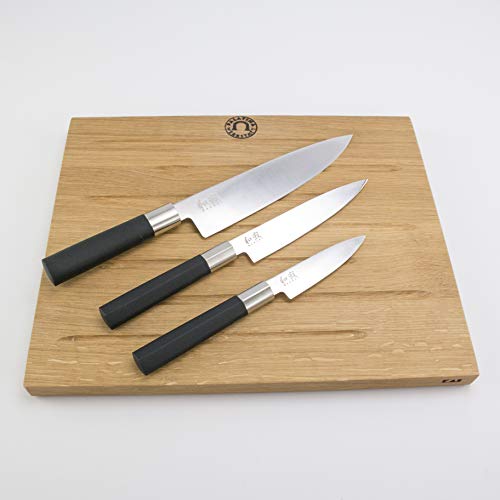 Kai Wasabi - Juego de cuchillos de cocina (20 cm, 15 cm, 10 cm, tabla de 40 x 30 cm, madera de roble)