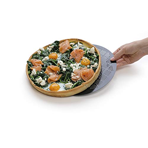 Kaiser Inspiration - Molde para quiche y pizza (perforado, 28 cm, antiadherente, con práctica base)