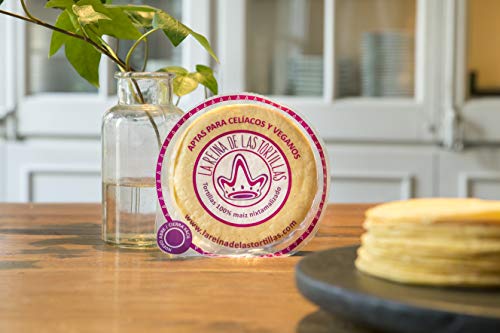 La Reina de las Tortillas - Líder europeo en gastronomía artesanal mexicana.Tortillas de maíz amarillo 100% nixtamalizado. Aptas para veganos y celíacos. Envasadas al vacío. Pack de 500 g. 12 cm. 4 meses de caducidad