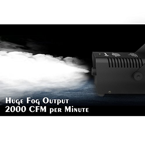 Máquina de niebla de Halloween, Fansteck Máquina de humo portátil control remoto inalámbrico para fiestas, bodas, rápida generación de enorme niebla 2000 CFM, con protección del fusible, negro metal