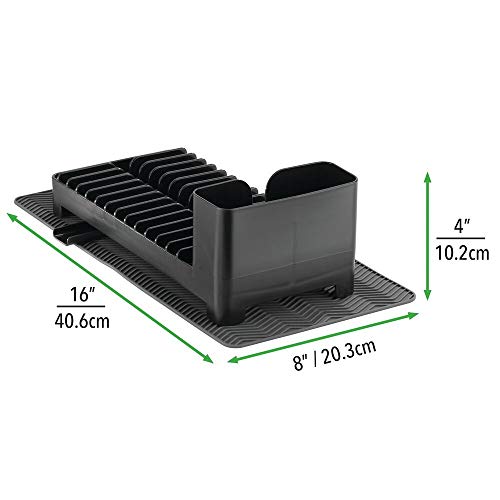 mDesign Escurridor de platos de plástico – Con cesta para cubiertos y esterilla de silicona resistente al calor – negro/gris antracita