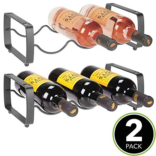 mDesign Juego de 2 botelleros apilables – Estante para vino de metal con capacidad para 3 botellas – Mueble vinoteca manejable para botellas de vino u otras bebidas – gris oscuro