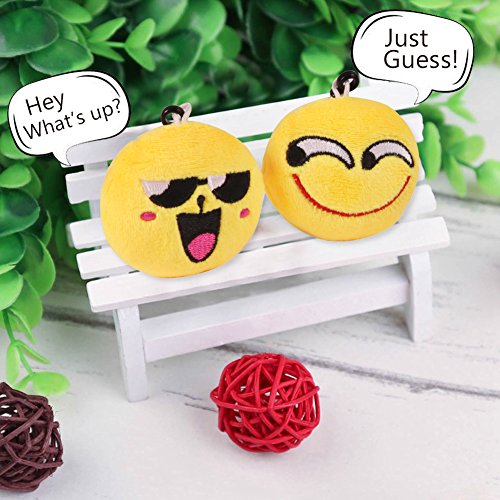 Mini Emoji Llavero, 35 Pack Emoticon Llavero Felpa Peluche Emoji encantadora almohada para la decoración de bolsos mochilas y Llaves Regalitos para niños cumpleaños Colgante de decoración para Coche