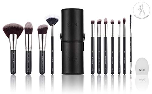 Niré Beauty: Set de brochas para contouring, corregir e iluminar, con esponja Niré Beauty, limpiador de brochas y estuche de brochas