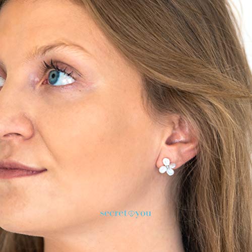 Pendientes de Perlas Keshi en forma de Flor SECRET & YOU - Perla Cultivada de Agua Dulce de 4 a 5 mm y Plata de Ley de 925 Milésimas