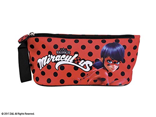 PERLETTI Estuche Infantil Prodigiosa Lady Bug para Niña Guarderia Escuela - Practico Portatodo Escolar de Viaje Miraculous Las aventuras de Ladybug y Cat Noir - Rojo y Lunares Dots Negros - 10x21x8 cm