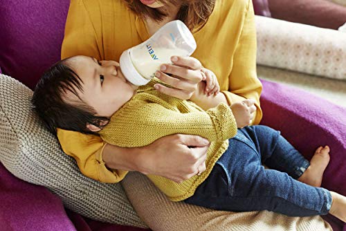 Philips Avent Biberón Natural SCF036/17 - Biberón de 330 ml con tetina con flujo para recién nacidos, diseñada para imitar el tacto del pecho, 0% BPA, 6m+, color transparente