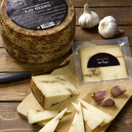 Queso de Oveja Curado con Ajo Negro Cuña 200 g