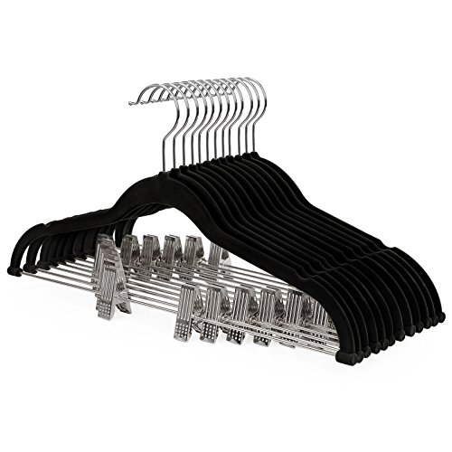 SONGMICS Set de 12 Perchas Aterciopeladas con Pinzas, Gancho Giratorio a 360º, para Adultos, Ideal para Trajes, Abrigos, Faldas, Pantalones, Tirantes, 42,5 x 0,5 x 23,5 cm, Negro CRF12B