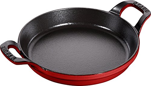 STAUB Dish Fuente Redonda apilable, Hierro Fundido, Rojo Cereza, 20 cm