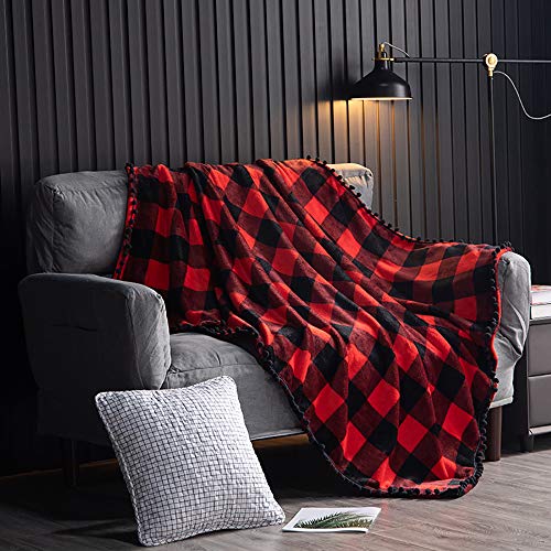 TEALP Manta Polar con Flecos de Pompones | Buffalo Plaid Manta de Franela roja y Negra a Cuadros para el sofá Cama Apta para Todas Las Estaciones (130 x 150 cm)