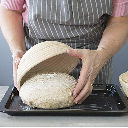 WYCY 12"Banneton Brotform Redonda Cuenco para Masas Tazón de Ratán Natural para Masa y Pan Proteico (con Raspador Cortador Curvo Cepillo de Silicona Forro de Tela) (30CM)