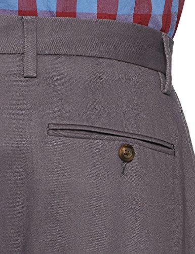 Amazon Essentials Classic-Fit Wrinkle-Resistant Flat-Front Chino Pant Pantalones, Gris (Grey), W32/L30