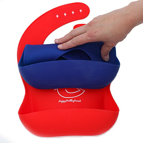 ¡Babero impermeable de silicona que se limpia fácilmente! ¡Cómodos baberos flexible que evitan las manchas! ¡Pasa menos tiempo limpiando después de las comidas con bebés o niños pequeños! Par de 2 colores (rojo / azul)