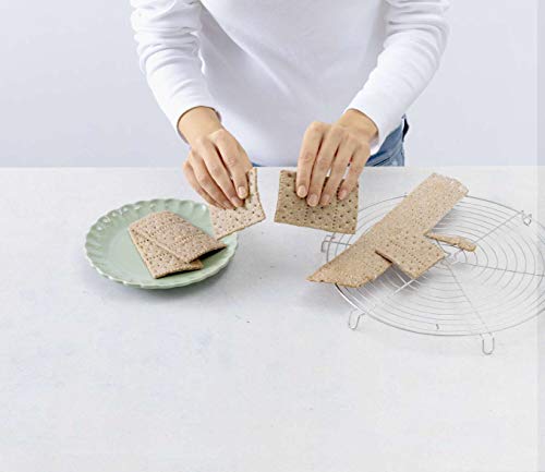 Betty Bossi Cracker Roller, ideal Kitchen Gadget para la fabricación de Knäckebrot y Crackern para refinados Fingerfood. Cortador de masa con divertidas recetas