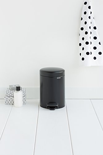 Brabantia Newicon Cubo de Basura con Pedal, Acero Inoxidable, Negro Mate, 3 l